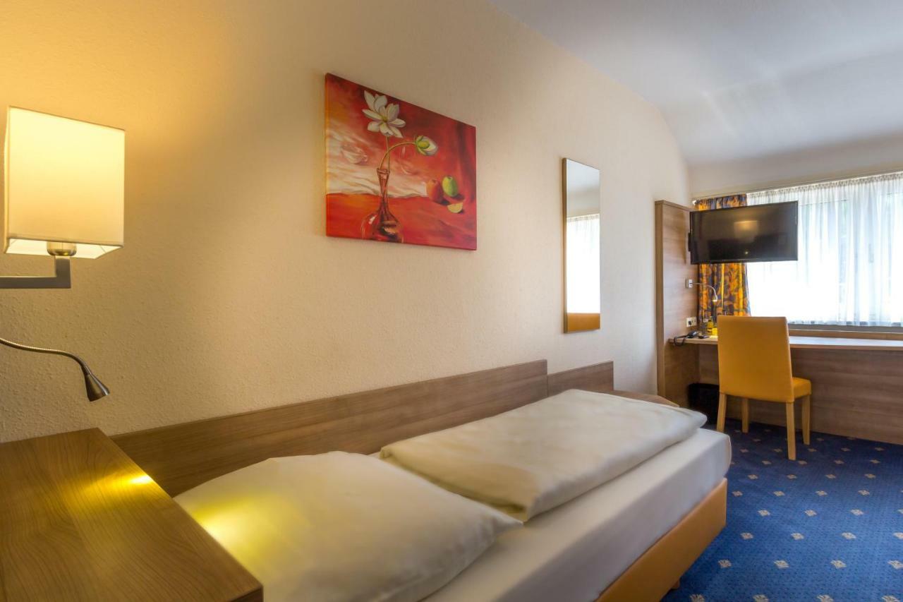 Roemerhof Stuttgart Buitenkant foto
