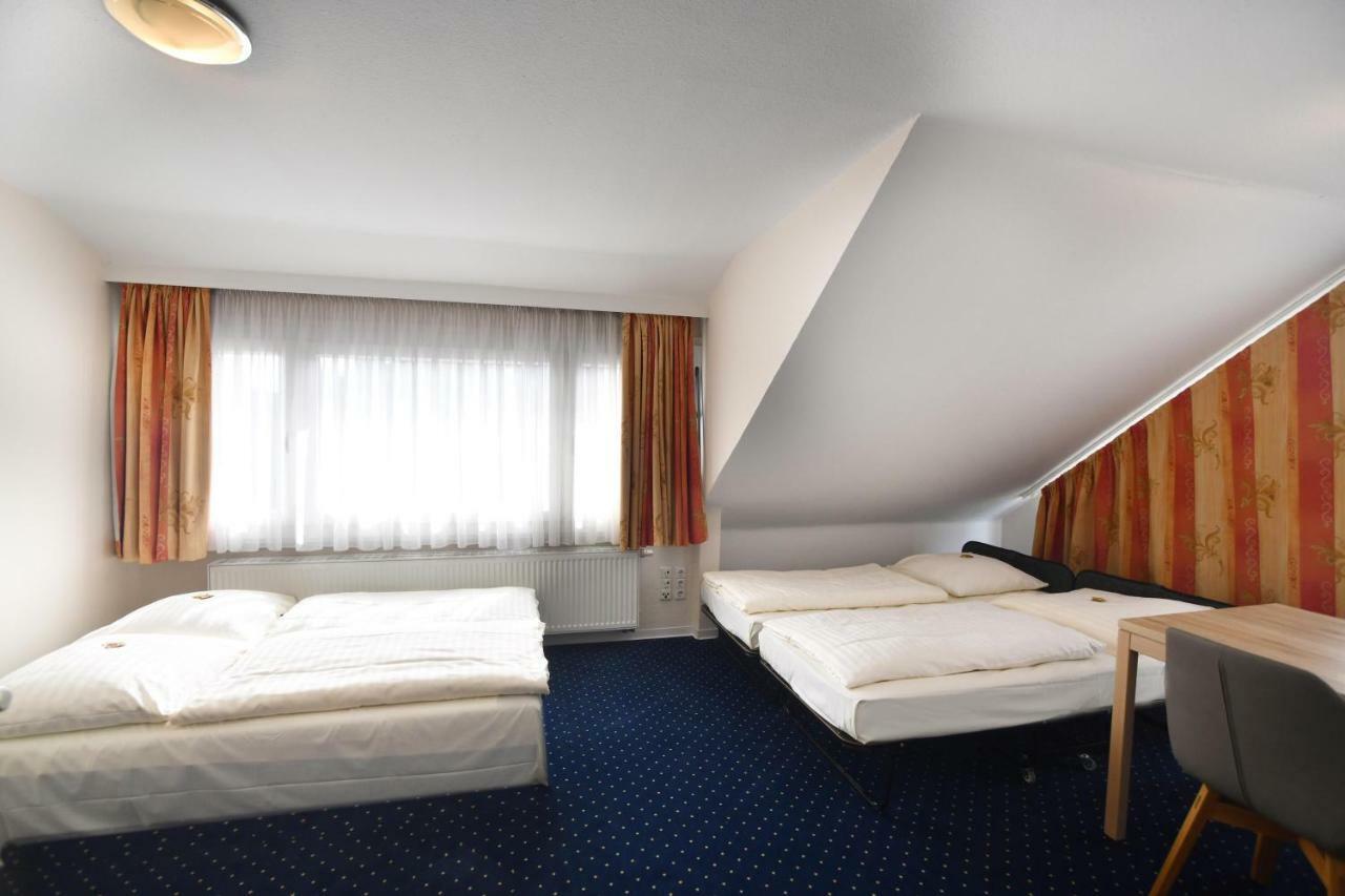 Roemerhof Stuttgart Buitenkant foto
