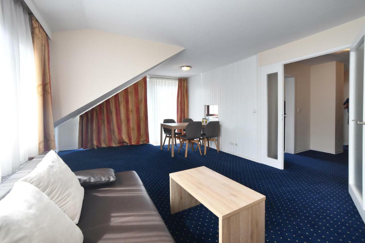 Roemerhof Stuttgart Buitenkant foto